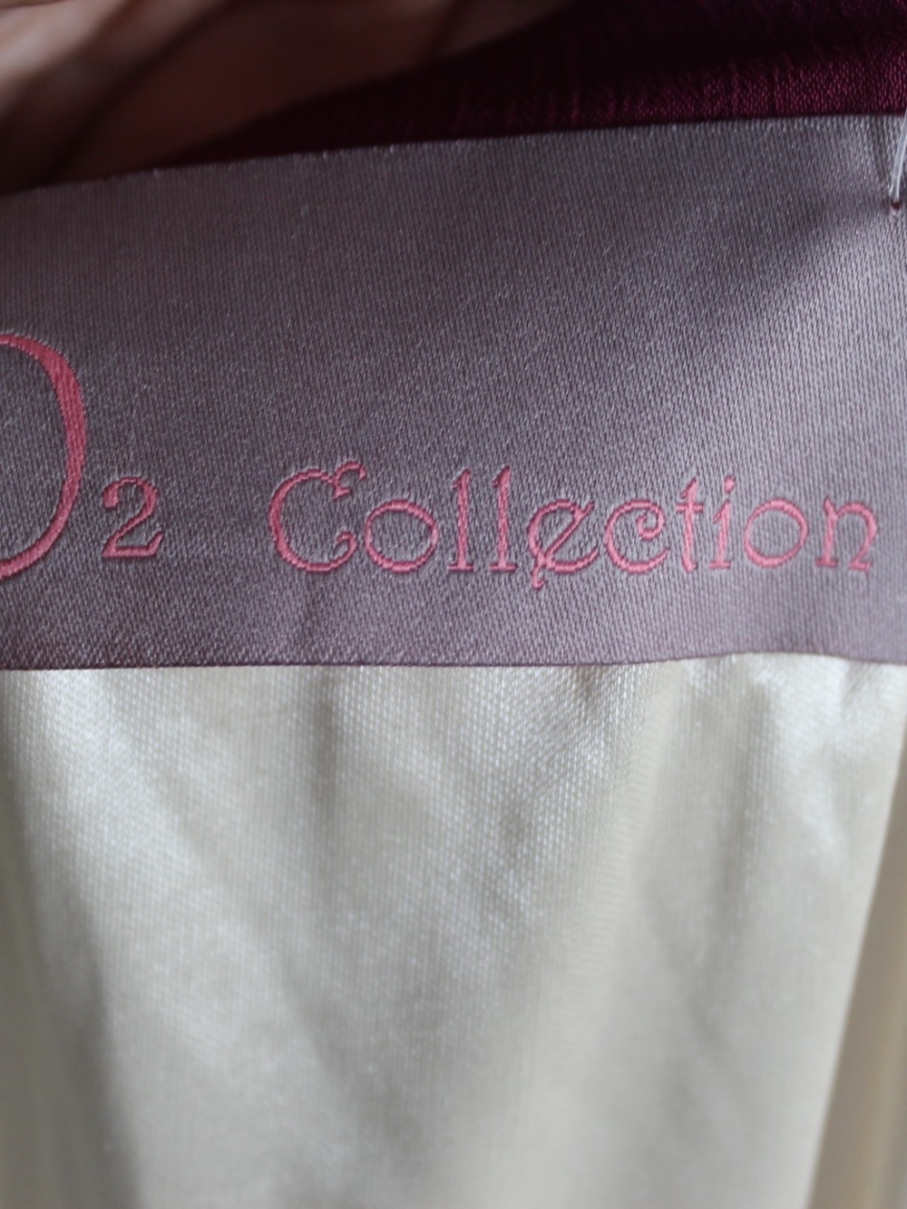 O2 Collection Women’s Ivory Midi Dress - Picture 2 of 8